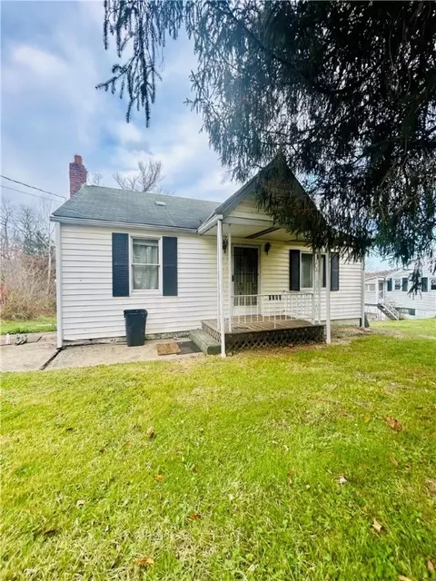 1486 New Salem Rd, New Salem, PA 15468