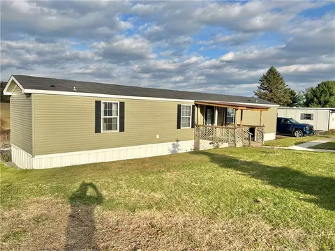 234 Laurie Ln, Washington, PA 15301