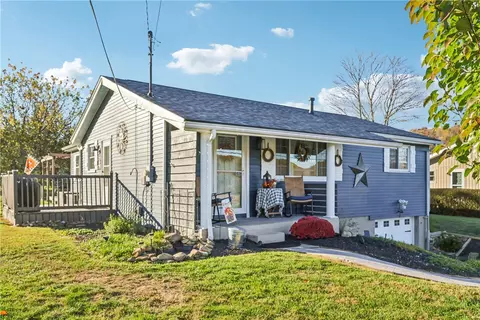 Exterior - 628 Pine Run Rd, Apollo, PA 15613 photo 2 of 10