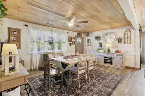 Dining - 628 Pine Run Rd, Apollo, PA 15613 photo 4 of 4