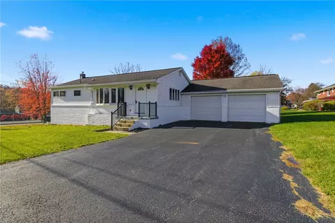 116 Hazel Dr, Hollidaysburg, PA 16648