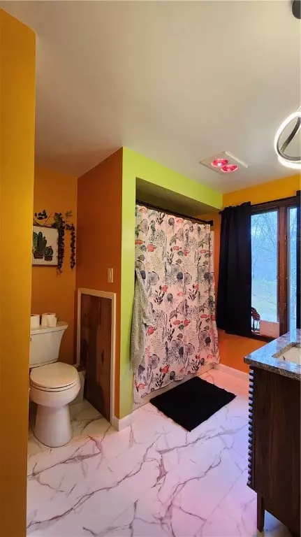 Bath - 107 Spring Hollow Dr, Apollo, PA 15613 photo 4 of 4