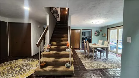 Entry Way - 107 Spring Hollow Dr, Apollo, PA 15613 photo 1 of 3