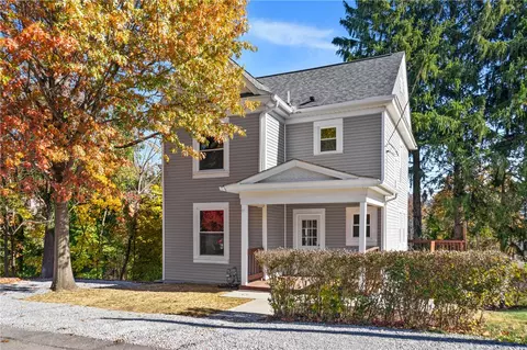 212 Glenn Ave, Canonsburg, PA 15317