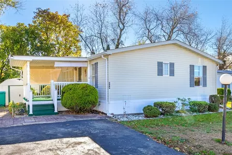 307 Holiday Ct, Mount Pleasant, PA 15666