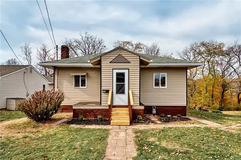 825 Walnut St, Rochester, PA 15074