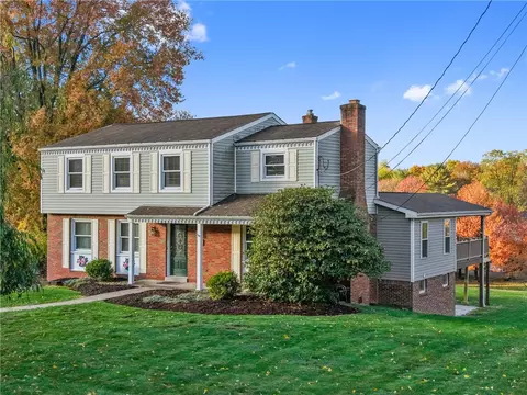 1537 King Charles Dr, Pittsburgh, PA 15237