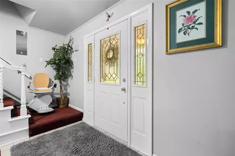 Entry Way - 13659 Wright Dr, North Huntingdon, PA 15642 photo 2 of 2