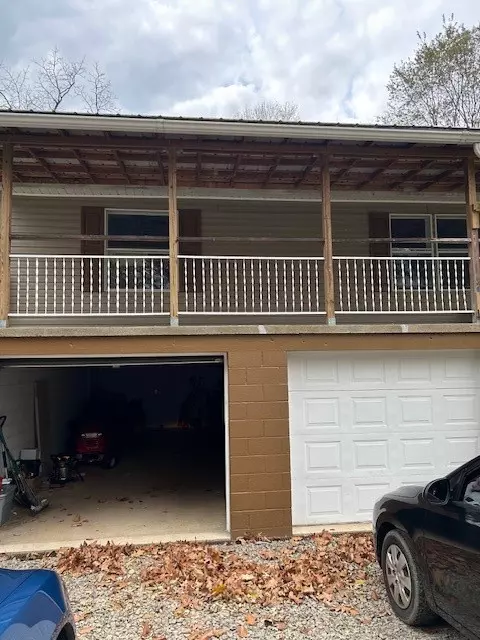 1473 Monastery Dr, Latrobe, PA 15650 photo 5
