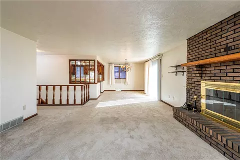 Living - 2002 Michael Ave, Irwin, PA 15642 photo 1 of 13