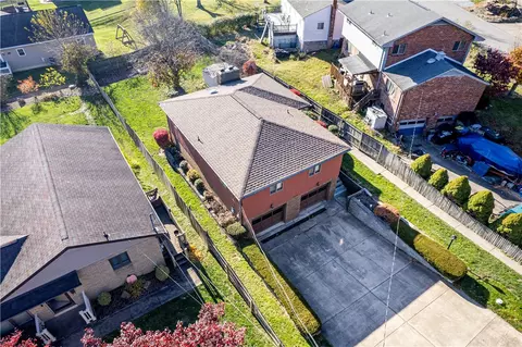View/Area - 2002 Michael Ave, Irwin, PA 15642 photo 8 of 11