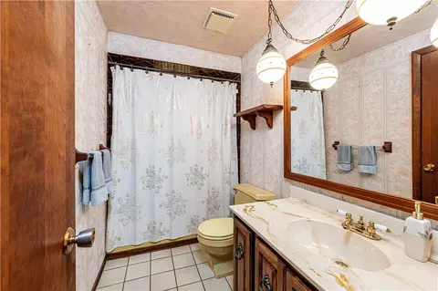 Bath - 2002 Michael Ave, Irwin, PA 15642 photo 1 of 2