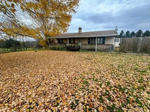 4341 State Route 208, New Wilmington, PA 16142