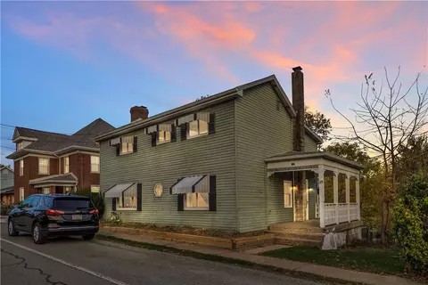29 Freeport St, Delmont, PA 15626