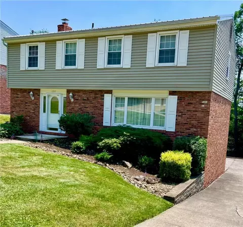 154 Sylvania Dr, Pittsburgh, PA 15236