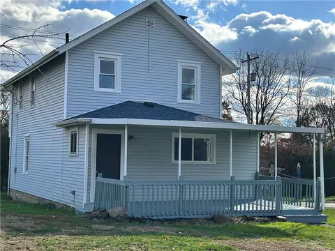 1739 N Water Ave, Hermitage, PA 16148