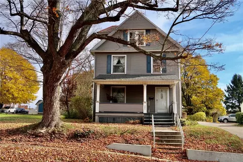 223 S Shenango St, Mercer, PA 16137
