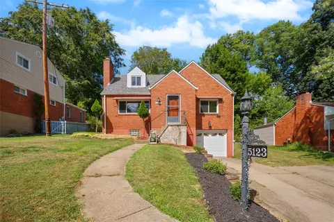5123 S Passage Dr, Pittsburgh, PA 15236