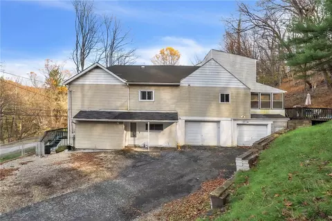 1517 Hulton Rd, Verona, PA 15147