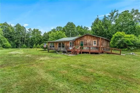 123 Hemlock Ln, Utica, PA 16362