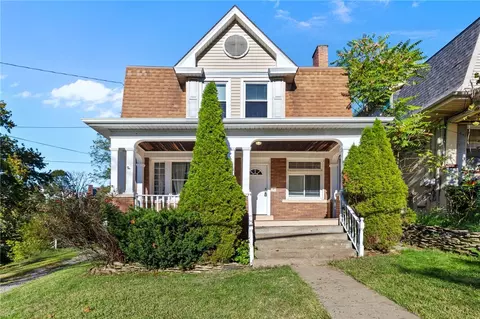 76 Warren St, Pittsburgh, PA 15205