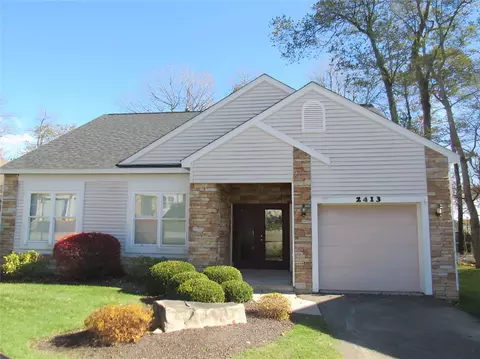 2413 S Ridge Pl, Hidden Valley, PA 15502