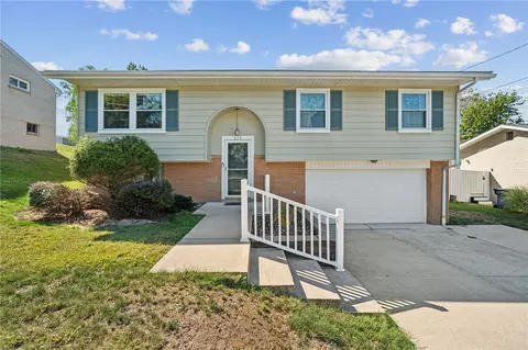 212 Old Leechburg Rd, Pittsburgh, PA 15239