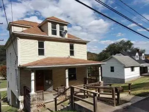 1250 2nd St, Brownsville, PA 15417