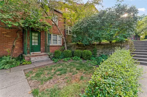 623 Olympia Rd, Pittsburgh, PA 15211