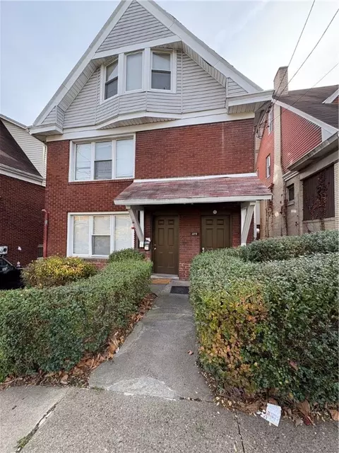 119-121 Giffin Ave, Mount Oliver, PA 15210