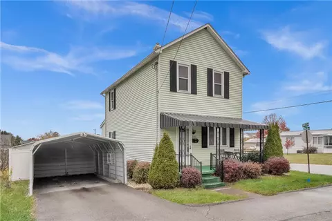 2101 Walnut Dr, Latrobe, PA 15650