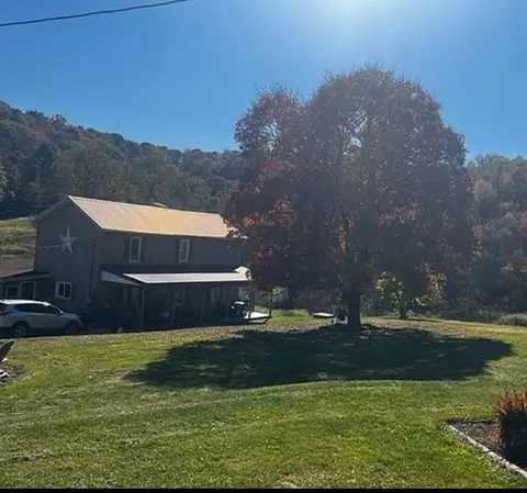 123 Baylee Ln, Avonmore, PA 15618