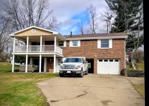 848 Murphy Dr, Washington, PA 15301