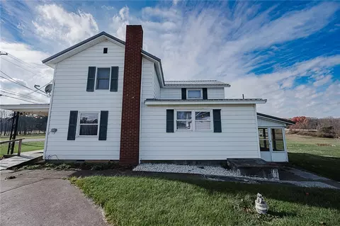 Exterior - 151 Hemlock Rd, Commodore, PA 15729 photo 3 of 8