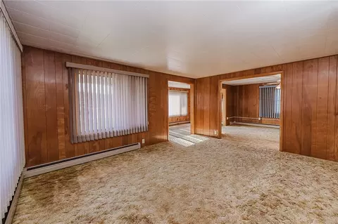 Living - 151 Hemlock Rd, Commodore, PA 15729 photo 4 of 8