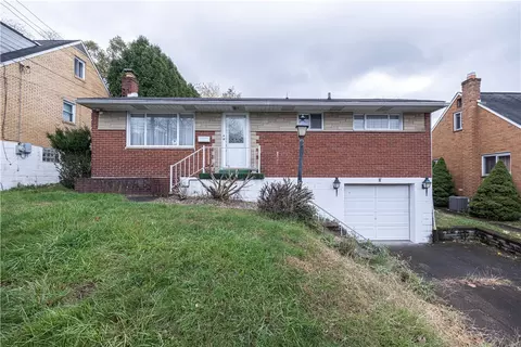 121 Parkwood Dr, Verona, PA 15147