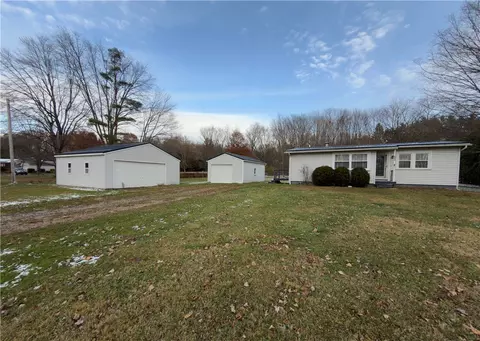 6964 Dermond Rd, Hermitage, PA 16148