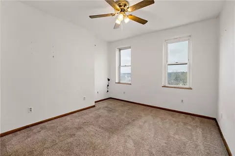 Bedroom - 545 Stokes Ave, Braddock, PA 15104 photo 6 of 9