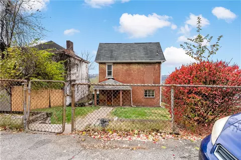 Exterior - 545 Stokes Ave, Braddock, PA 15104 photo 7 of 7