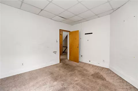 Bedroom - 545 Stokes Ave, Braddock, PA 15104 photo 5 of 9
