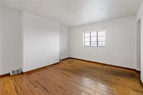 Bedroom - 545 Stokes Ave, Braddock, PA 15104 photo 1 of 9