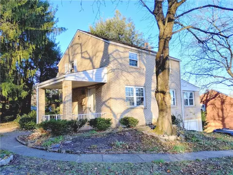 16 Glenview Ave, Greensburg, PA 15601