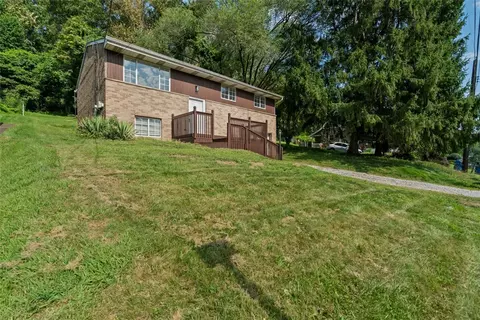 634 Homewood Dr, Pittsburgh, PA 15235