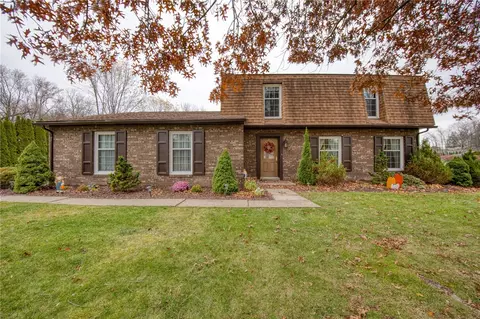 105 Colonial Way, Aliquippa, PA 15001