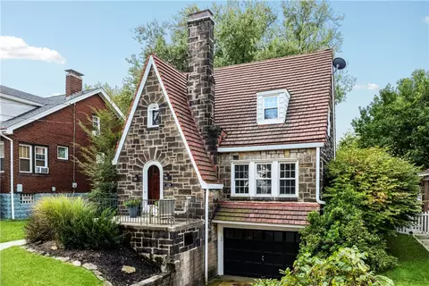 129 W Brentridge Ave, Pittsburgh, PA 15227