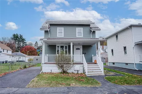 887 Millville Rd, Altoona, PA 16601