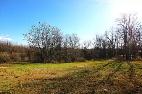 271 Brewer Rd, Freedom, PA 15042