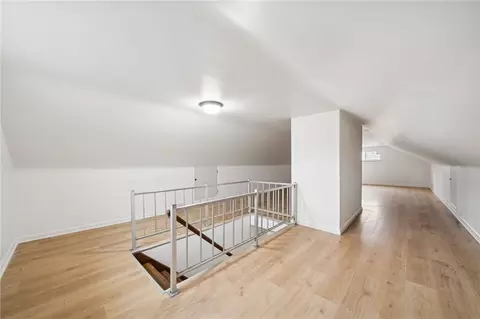 Entry Way - 2632 River Rd, Vandergrift, PA 15690 photo 3 of 3