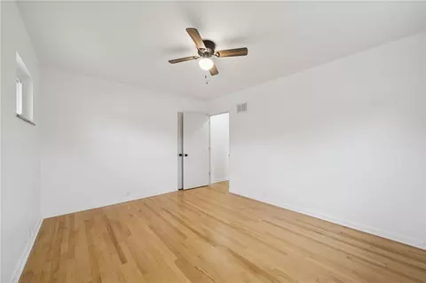 Bedroom - 2632 River Rd, Vandergrift, PA 15690 photo 4 of 4