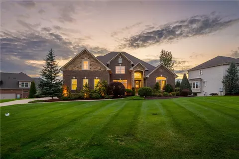 347 Buckingham Dr, Venetia, PA 15367